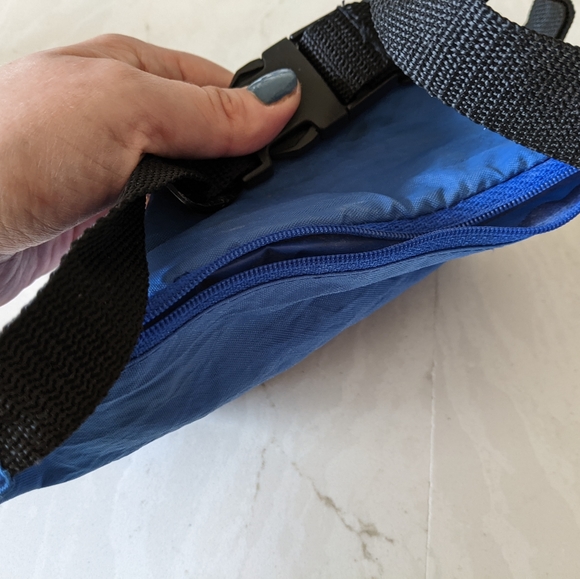 Vintage Minnie Mouse Fanny Pack - Picture 4 of 7